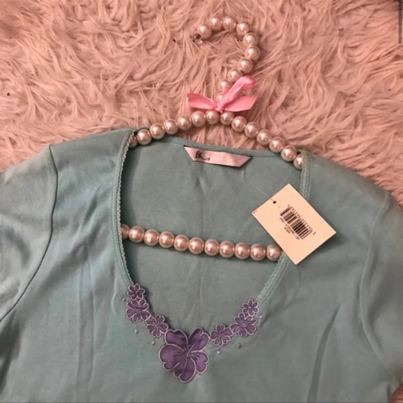 🆕 Simple T-Shirt BNWT - Picture 2 of 5